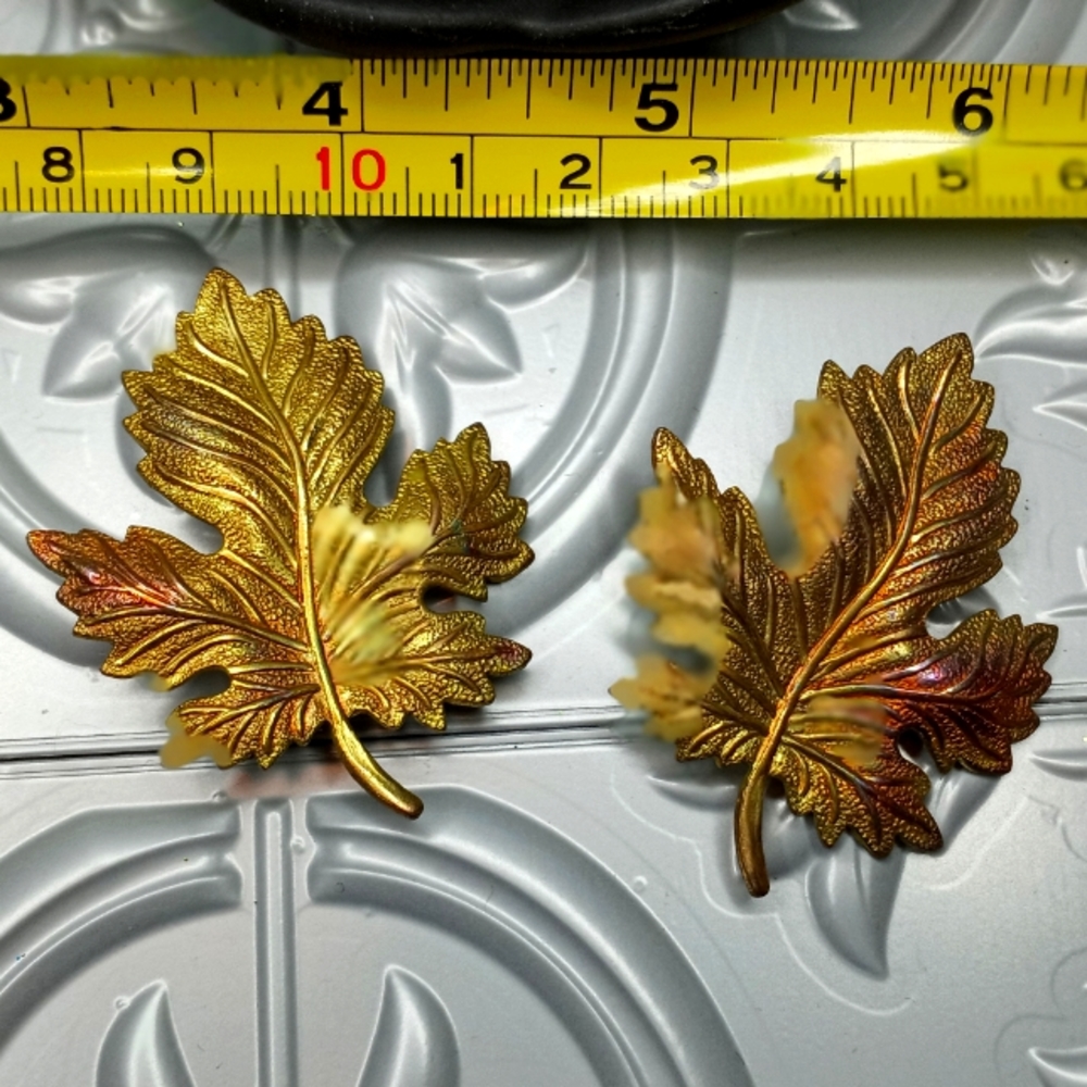 Vintage Pair of Patinaed Fall Leaves Lapel Brouch Pins